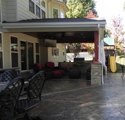 <div class='closebutton' onclick='return hs.close(this)' title='Close'></div><div class='firstH'><img src='images/logo-white-small.png'></div><h1>Arbor</h1><p>Arbor #004 by Pool Tron</p><div class='getSocial'><h1>Share</h1><p class='photoBy'>Photo by Pool Tron</p><iframe src='http://www.facebook.com/plugins/like.php?href=http%3A%2F%2Fpooltron.com%2Fimages%2Fgalleries%2Farbors%2Fwm%2Farbor-by-pool-tron-004.jpg&send=false&layout=button_count&width=100&show_faces=false&action=like&colorscheme=light&font&height=21' scrolling='no' frameborder='0' style='border:none; overflow:hidden; width:100px; height:21px;' allowTransparency='true'></iframe><br><a href='http://pinterest.com/pin/create/button/?url=http%3A%2F%2Fwww.pooltron.com&media=http%3A%2F%2Fwww.pooltron.com%2Fimages%2Fgalleries%2Farbors%2Fwm%2Farbor-by-pool-tron-004.jpg&description=Pools' data-pin-do='buttonPin' data-pin-config=\'above\'><img src='http://assets.pinterest.com/images/pidgets/pin_it_button.png' /></a><br></div>